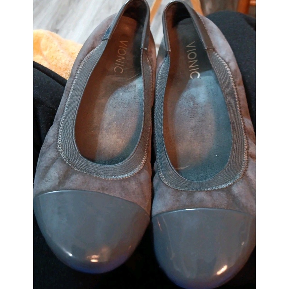 Vionic Tiegan Suede Ballet Flats Cap Toe Black Orthopedic Comfort Shoe 6.5 EUC